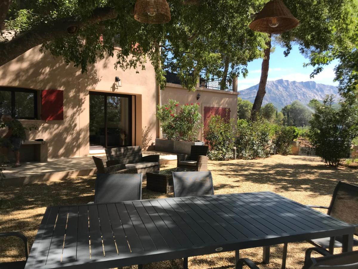 La Bastide - Le Grenache - Le Syrah Au Domaine Chateau Henri Bonnaud Le Tholonet ภายนอก รูปภาพ